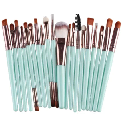 Makeup Brush Set – Loose Powder, Blush & Eyeshadow Brushes